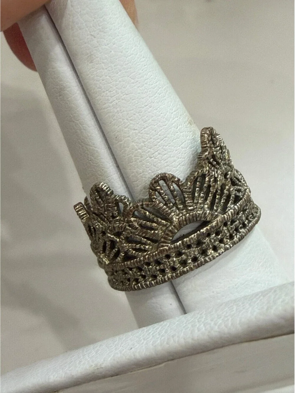 Vintage Style Silver Crown Ring Size 9